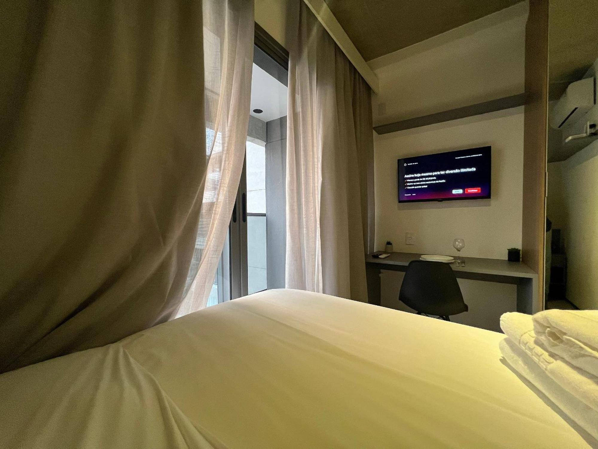 Apartamento Maravilhosos Metro Paraiso Ac/wf Vista Incrivel *