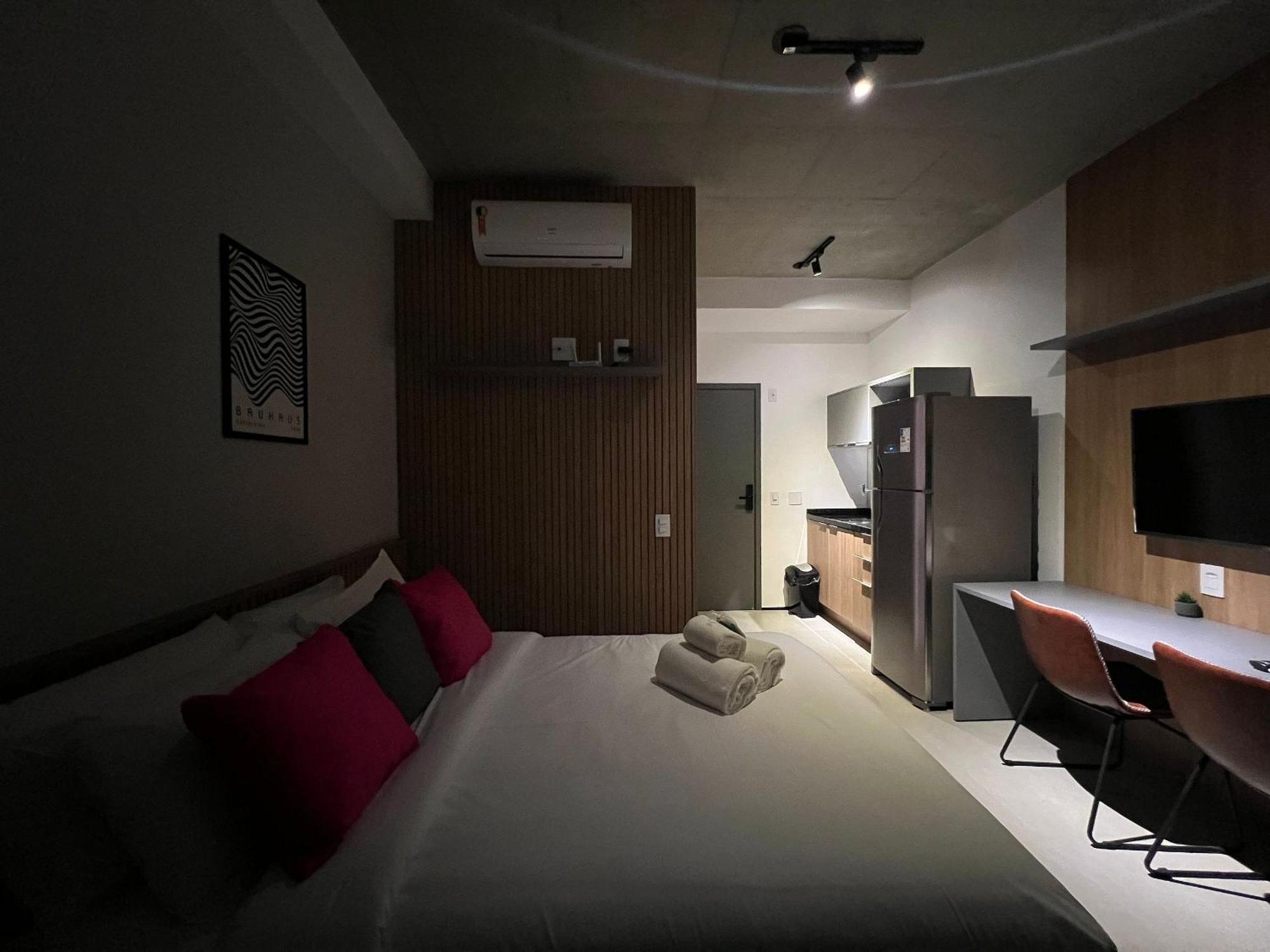 Apartamento Maravilhosos Metro Paraiso Ac/wf Vista Incrivel *